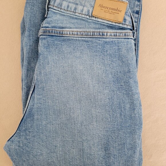 Abercrombie Kids High Rise Wide Leg Cargo Jeans – Girls Size 15/16 Long - Picture 6 of 8